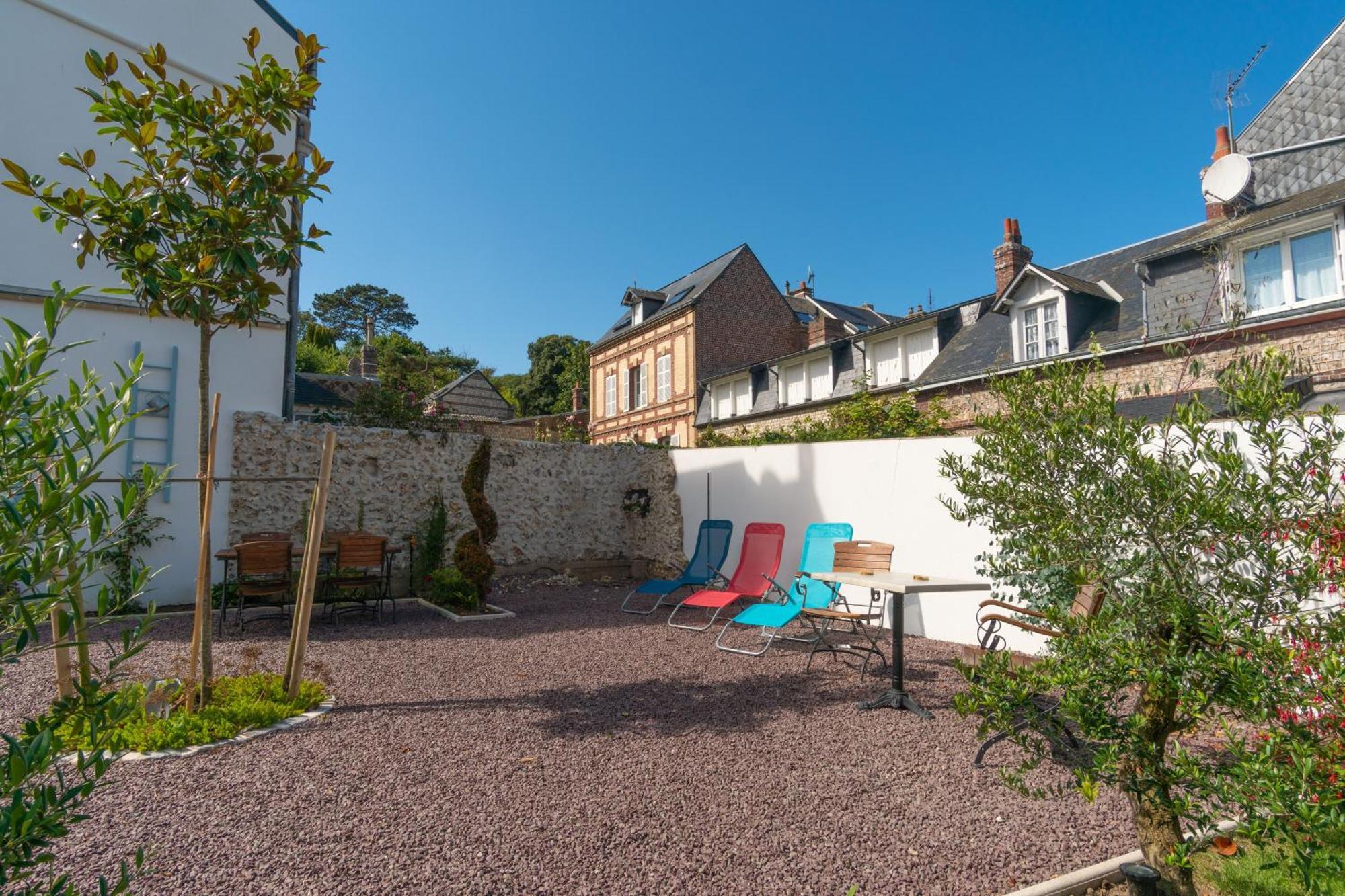 Gite La Perissoire - Place De Parking Incluse Etretat Exterior photo